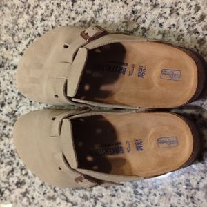 NWOT Birkenstock Boston Taupe sz38